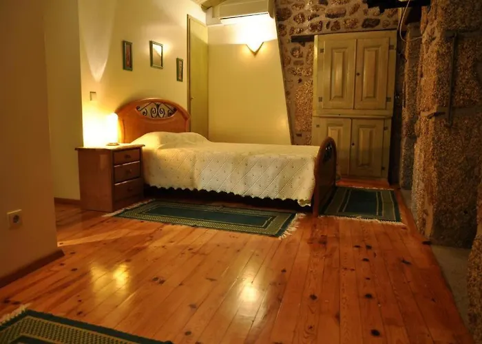 Casa Do Meio Da בית כפרי לוריגה